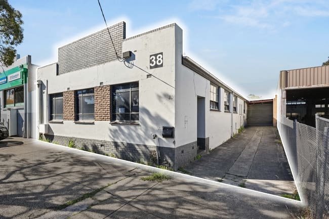 38 Clarice Road Box Hill South VIC 3128 38 Clarice Road Box Hill South VIC 3128