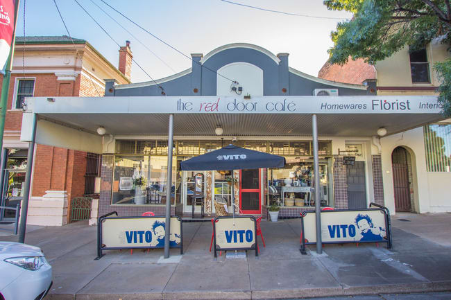 88-90 East Street Narrandera NSW 2700 88-90 East Street Narrandera NSW 2700