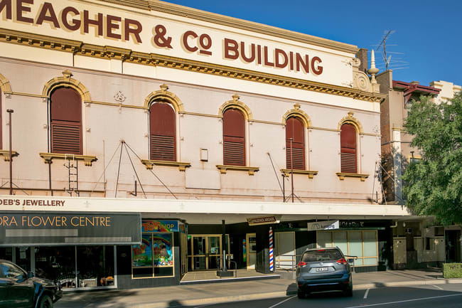 242 Hoskins Street Temora NSW 2666 242 Hoskins Street Temora NSW 2666