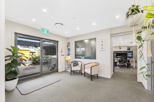 2/102 Taylor Street Newtown QLD 4350 2/102 Taylor Street Newtown QLD 4350