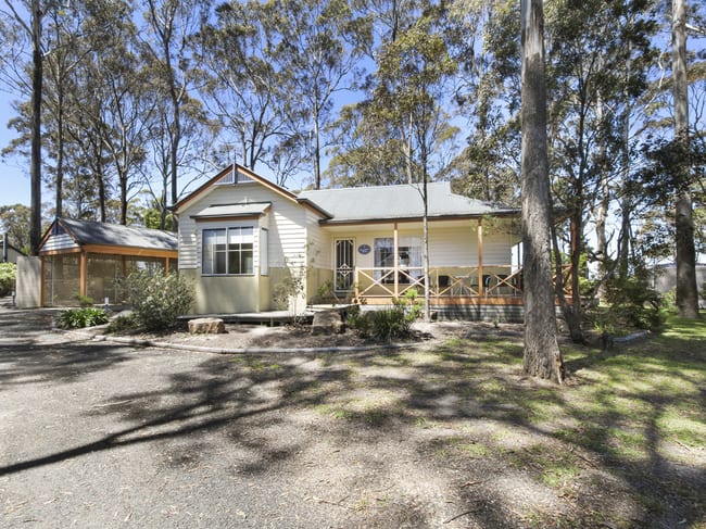 205 Palmers Road Lakes Entrance VIC 3909 205 Palmers Road Lakes Entrance VIC 3909
