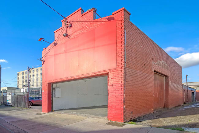 201 Ballarat Rd Footscray VIC 3011 201 Ballarat Rd Footscray VIC 3011