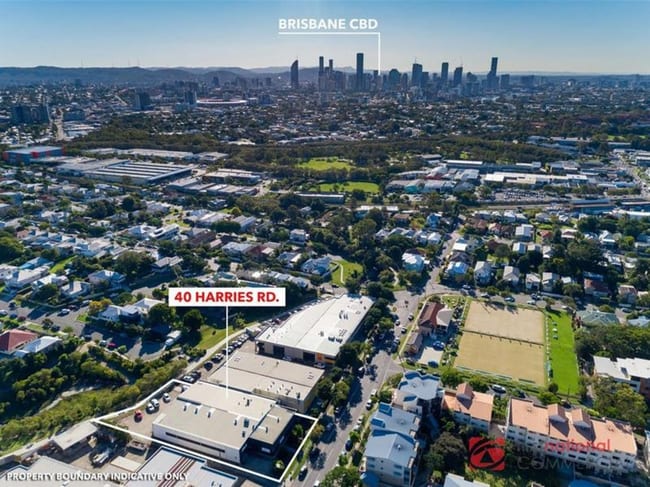 40 Harries Road Coorparoo QLD 4151 40 Harries Road Coorparoo QLD 4151