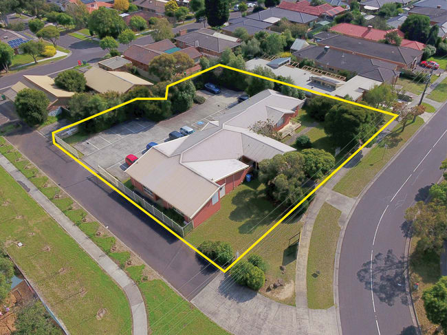 32-34 Riddell Road Wantirna South VIC 3152 32-34 Riddell Road Wantirna South VIC 3152