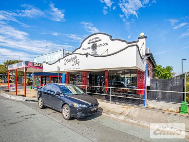 73 Rainbow Street Sandgate QLD 4017