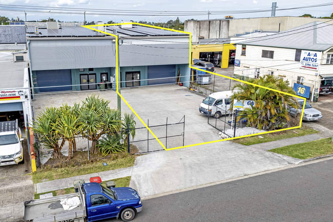 12 Thorne Street Wynnum QLD 4178 12 Thorne Street Wynnum QLD 4178