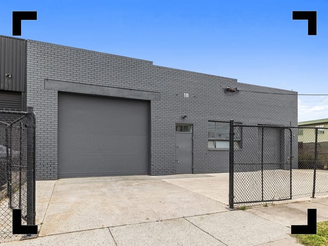 18 Webb Road Airport West VIC 3042