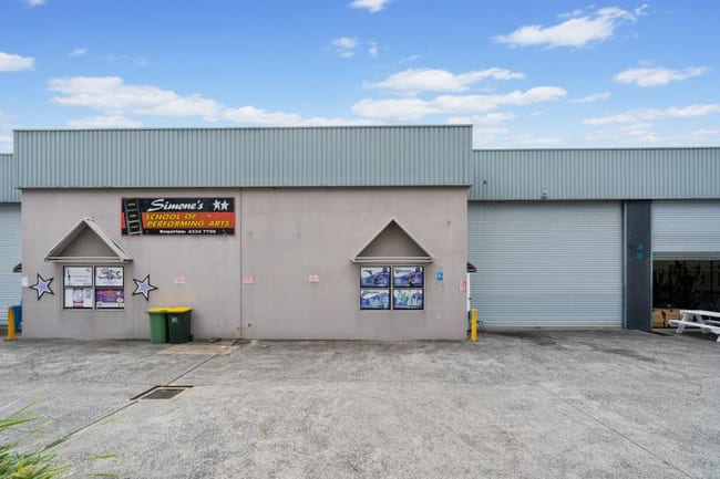 Unit 2 & 3/10 Bon-Mace Close Tumbi Umbi NSW 2261 Unit 2 & 3/10 Bon-Mace Close Tumbi Umbi NSW 2261