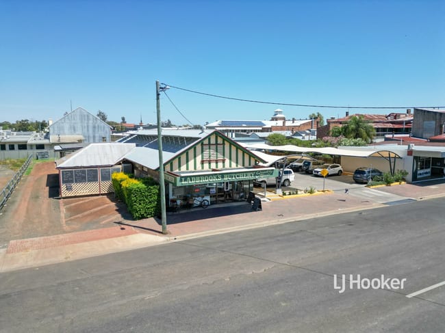 75 Arthur Street Roma QLD 4455