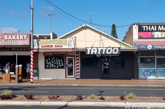 74 Manning Street Tuncurry NSW 2428 74 Manning Street Tuncurry NSW 2428