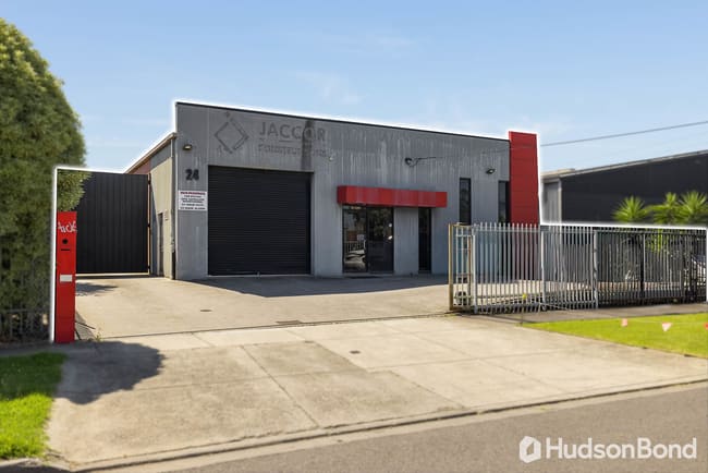 24 Blaxland Avenue Thomastown VIC 3074 24 Blaxland Avenue Thomastown VIC 3074