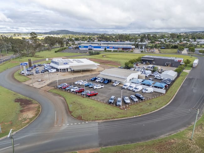 1 15 & 17-19 Rogers Drive Kingaroy QLD 4610