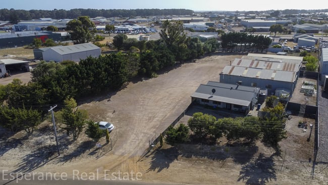 17 Jacaranda Drive Castletown WA 6450 17 Jacaranda Drive Castletown WA 6450