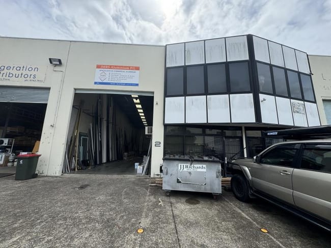 Unit 2/10 Ferngrove Place Chester Hill NSW 2162 Unit 2/10 Ferngrove Place Chester Hill NSW 2162