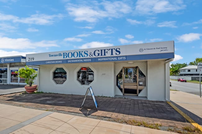 219 Charters Towers Road Mysterton QLD 4812 219 Charters Towers Road Mysterton QLD 4812