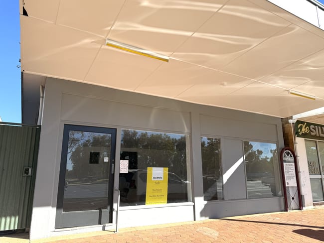 111 Oak Street Barcaldine QLD 4725 111 Oak Street Barcaldine QLD 4725