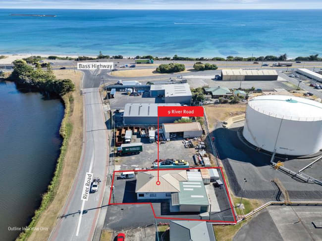 9 River Road Wivenhoe TAS 7320 9 River Road Wivenhoe TAS 7320
