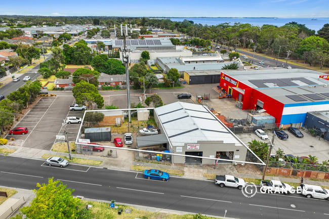 2 First Avenue Rosebud VIC 3939