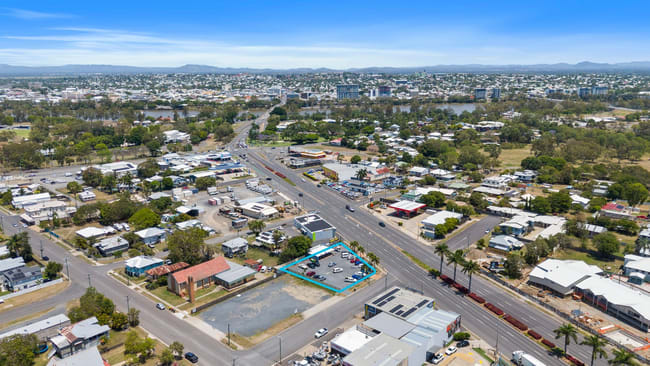 32-34 Edwin Street Berserker QLD 4701 32-34 Edwin Street Berserker QLD 4701