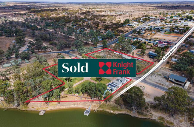Whole Property/39-41 Acland Street, 38-40 South Terrace, Saunders Street Blanchetown SA 5357 Whole Property/39-41 Acland Street, 38-40 South Terrace, Saunders Street Blanchetown SA 5357