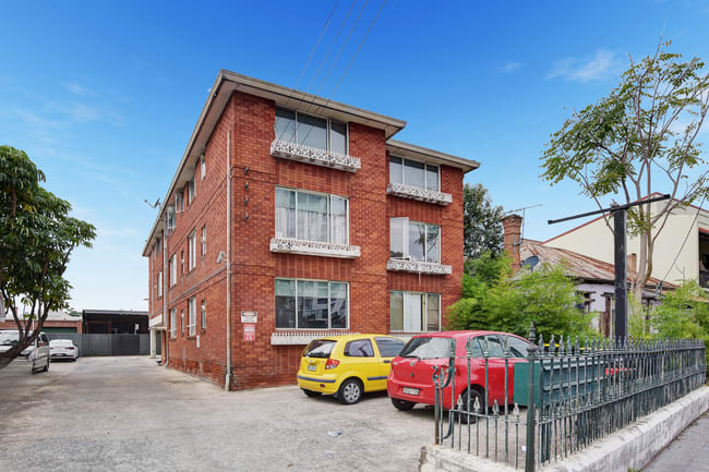 28 Station Street East Harris Park NSW 2150 28 Station Street East Harris Park NSW 2150