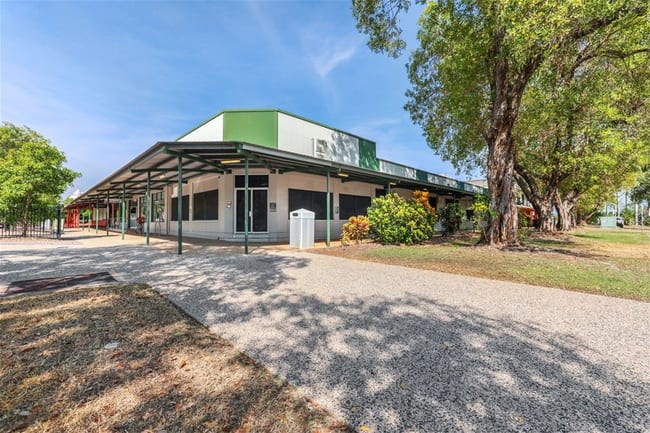 NT NT