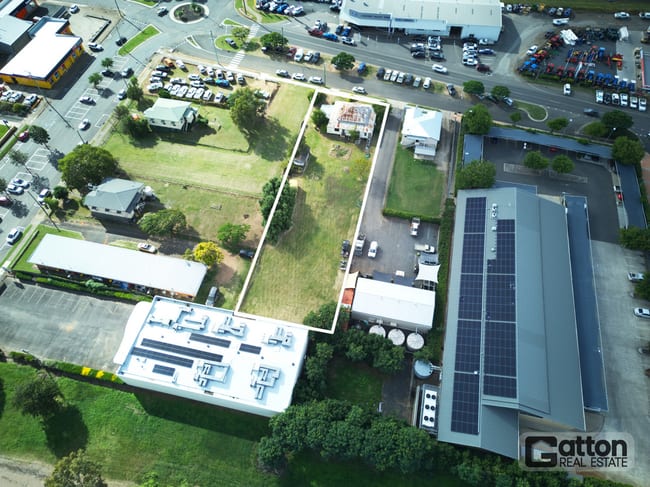 68 Crescent Street Gatton QLD 4343 68 Crescent Street Gatton QLD 4343