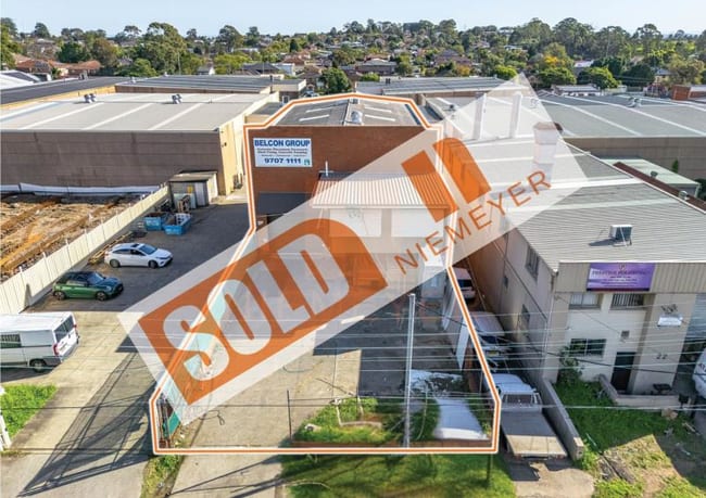 Warehouse/Office/24 Claremont Avenue Greenacre NSW 2190 Warehouse/Office/24 Claremont Avenue Greenacre NSW 2190
