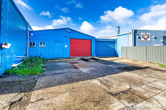 7/25 Melton Valley Drive Melton VIC 3337