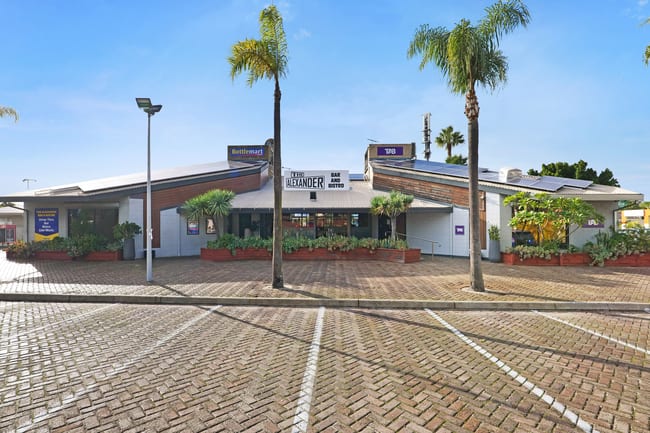 322 Alexander Drive Ballajura WA 6066 322 Alexander Drive Ballajura WA 6066