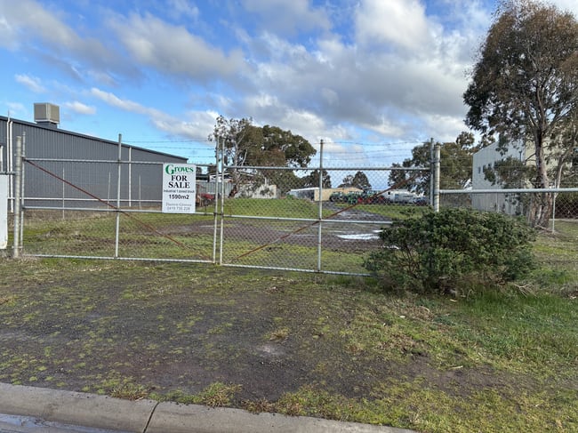 21 Peck Street Hamilton VIC 3300 21 Peck Street Hamilton VIC 3300