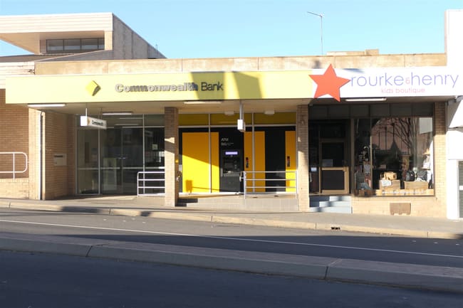 113 and 113 A Kendal Street Cowra NSW 2794 113 and 113 A Kendal Street Cowra NSW 2794