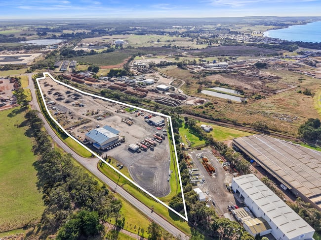 80 Portland-Nelson Road Portland VIC 3305 80 Portland-Nelson Road Portland VIC 3305