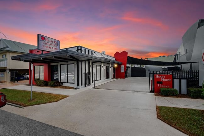 12 Grove Street Cairns North QLD 4870 12 Grove Street Cairns North QLD 4870