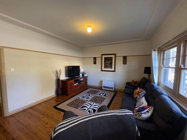 218 Main Street Lithgow NSW 2790 218 Main Street Lithgow NSW 2790