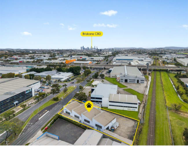 1084-1086 Kingsford Smith Drive Eagle Farm QLD 4009 1084-1086 Kingsford Smith Drive Eagle Farm QLD 4009