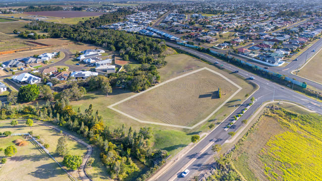 L200/2 Sienna Blvd Ashfield QLD 4670
