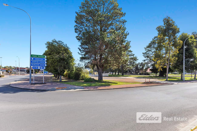 74 Throssell Street Collie WA 6225 74 Throssell Street Collie WA 6225
