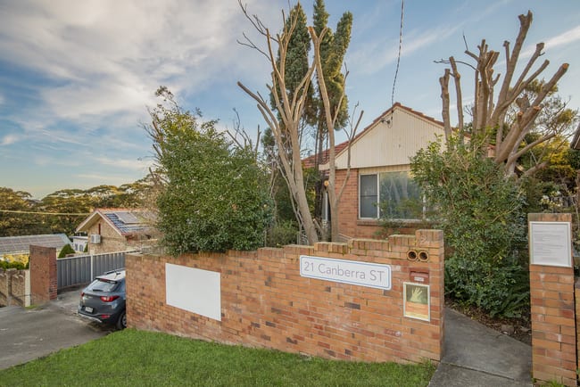 21 Canberra Street Charlestown NSW 2290 21 Canberra Street Charlestown NSW 2290