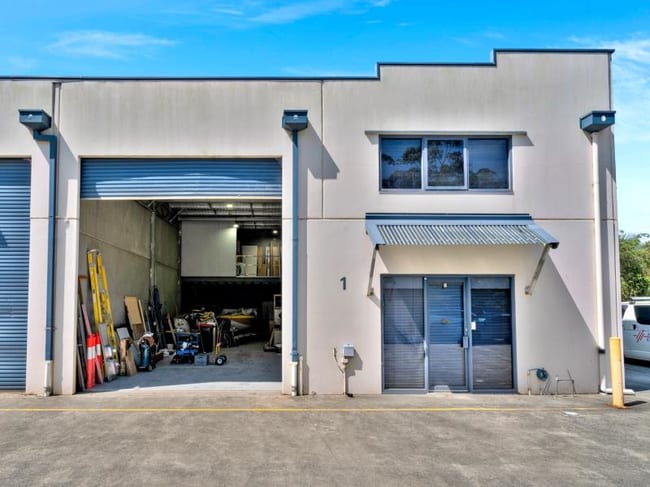 Unit 1/19 Newbridge Road Berkeley Vale NSW 2261 Unit 1/19 Newbridge Road Berkeley Vale NSW 2261