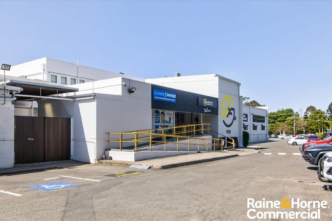 225 Sinnamon Road Jindalee QLD 4074 225 Sinnamon Road Jindalee QLD 4074