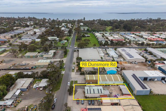 98 Dunsmore Road Cowes VIC 3922 98 Dunsmore Road Cowes VIC 3922