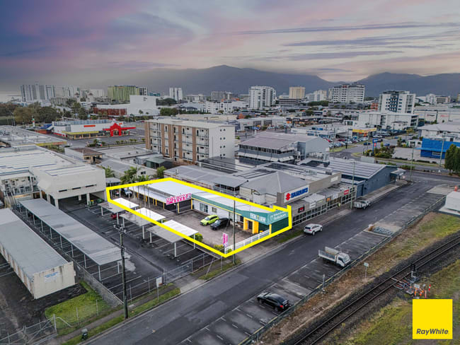 36 Water Street Cairns City QLD 4870