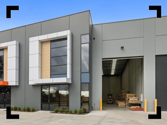 10/21-43 Merrindale Drive Croydon South VIC 3136 10/21-43 Merrindale Drive Croydon South VIC 3136