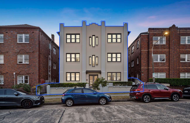 63 Mitchell Street Bondi Beach NSW 2026 63 Mitchell Street Bondi Beach NSW 2026