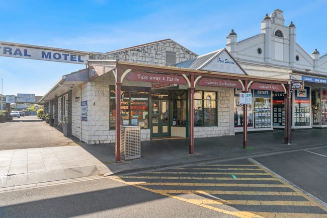 58 Sackville Street Port Fairy VIC 3284 58 Sackville Street Port Fairy VIC 3284
