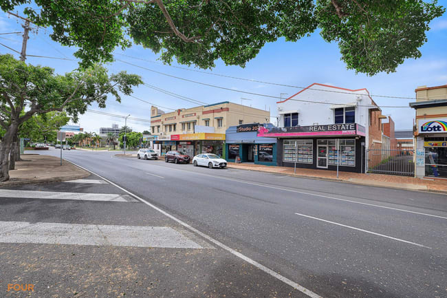 204 Bourbong Street Bundaberg Central QLD 4670 204 Bourbong Street Bundaberg Central QLD 4670