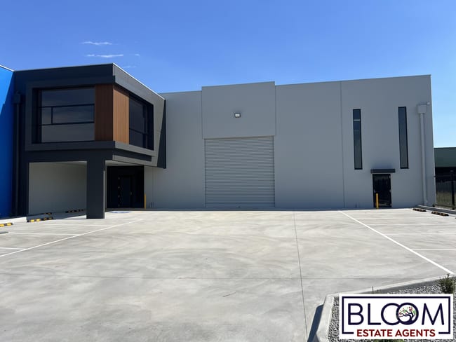 10 Boxwood Court Epping VIC 3076 10 Boxwood Court Epping VIC 3076