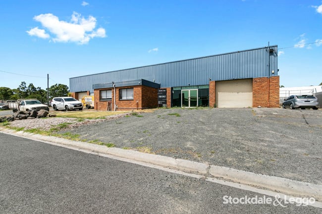 1&2/8-12 Webster Street Churchill VIC 3842