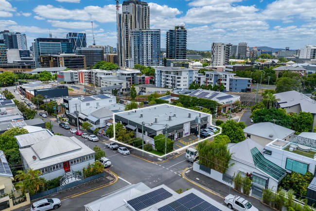 24 Light Street Fortitude Valley QLD 4006 24 Light Street Fortitude Valley QLD 4006